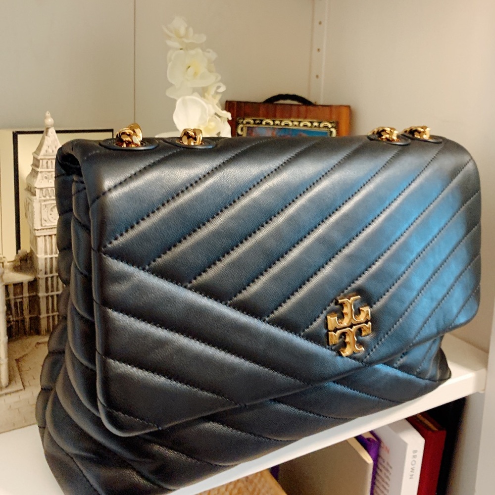 Kira Chevron Convertible Shoulder Bag, Black/Gold